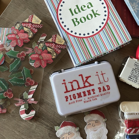 Colorful Holiday Card Crafting Set - Picture 3 of 9